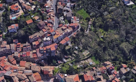 Foto Appartamento in Via dei Mille, Capena Centro di 116 m² con 5 locali