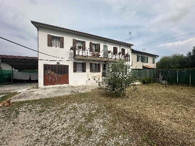 Foto Villa bifamiliare in via Campagna bassa, Montegrotto Terme Centro