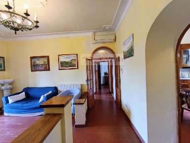 Foto Appartamento a Forte dei Marmi Centro di 90 m² con 4 locali in vendita