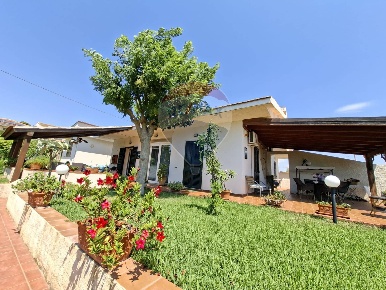 Foto Villa singola in via lampedusa 6, Ragusa Contrade di Marina di Ragusa