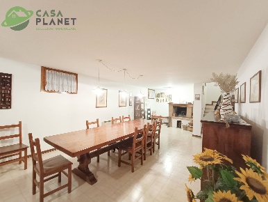 Foto Villa a schiera a Mogliano Veneto Marocco di 275 m² con 12 locali