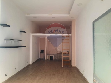 Foto Negozio in Via Quintino Sella, Catania Corso Italia - Europa di 34 m²
