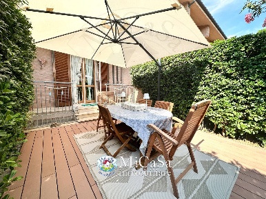 Foto Appartamento in Via Pisorno, Pisa Tirrenia di 125 m² con 5 locali