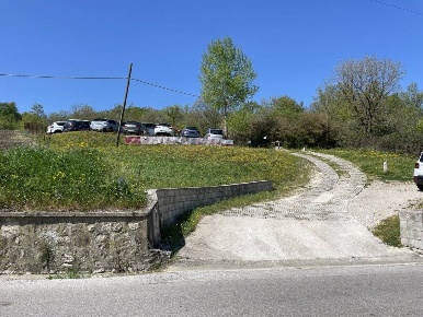 Foto Terreno agricolo in Casa Arsa, Montemarano di 7400 m² in vendita