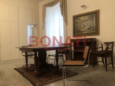 Foto Appartamento a La Spezia Centro Storico di 100 m² con 5 locali