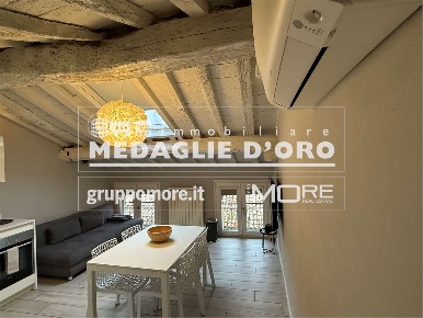 Foto Appartamento in ad.ze Canalgrande, Modena Centro Storico di 80 m²
