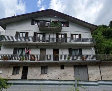 Foto Appartamento in Via Ondola, Collio Centro di 85 m² con 4 locali