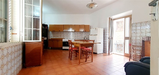 Foto Casa indipendente in Via Vittorio Emanuele 3 5, Triei di 256 m²