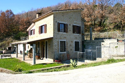 Foto Villa unifamiliare in Contrada San Pietro, Soriano nel Cimino