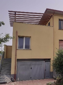 Foto Garage a Santo Stefano di Magra Centro di 23 m² con 1 locali