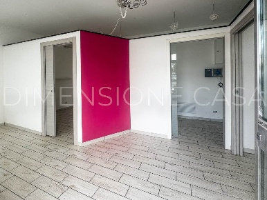 Foto Negozio a Cavezzo Centro di 33 m² con 2 locali in affitto