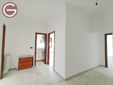 Foto Appartamento a Gioia Tauro di 108 m² con 4 locali in vendita