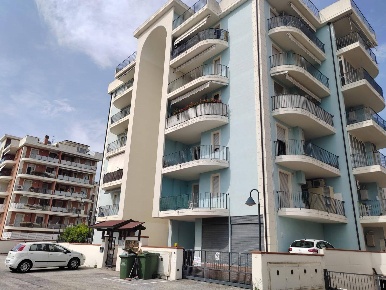 Foto Appartamento in Via Ercole Falò, Alba Adriatica di 40 m² con 2 locali