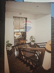 Foto Appartamento in via venezia, Gela Centro di 630 m² con 18 locali