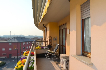 Foto Appartamento in via della Croce, Madone di 68 m² con 2 locali