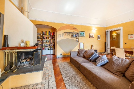Foto Appartamento in Piazza Ogninella, Catania Centro Storico di 309 m²