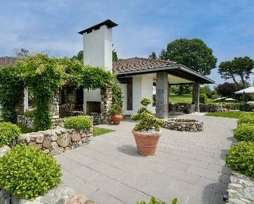 Foto Villa singola in via Salvadonica, Colverde di 420 m² con 7 locali