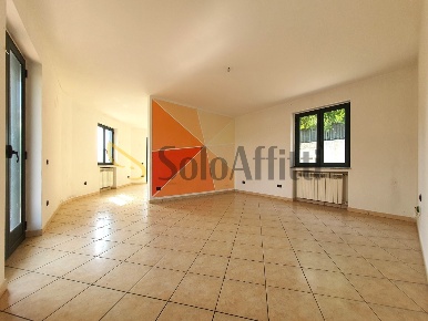 Foto Appartamento a Catanzaro Sala di 115 m² con 4 locali in affitto