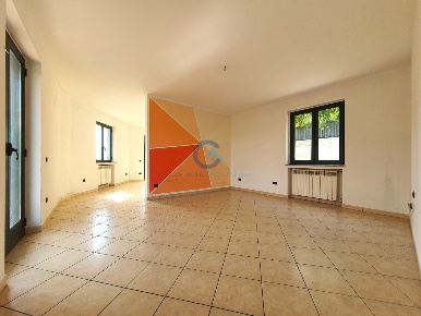 Foto Appartamento a Catanzaro Sala di 115 m² con 4 locali in affitto