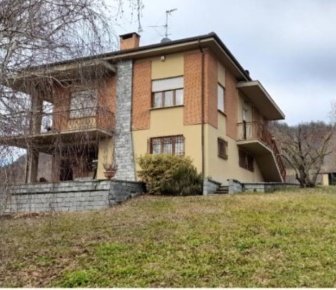 Foto Villa unifamiliare in Frazione Pragasso  25, Montegioco di 187 m²