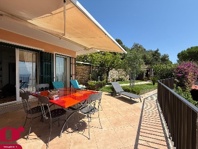 Foto Appartamento in Via Aurelia snc, Imperia Poggi di 105 m² con 3 locali