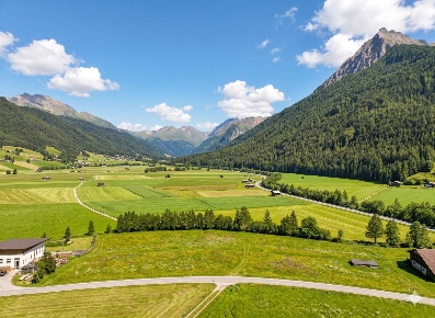 Foto Attività commerciale a Val di Vizze Fossa Trues di 360 m² in vendita