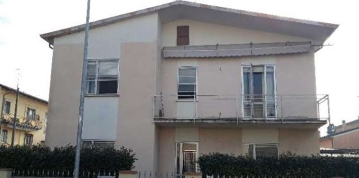 Foto Casa indipendente in Via Brenta, San Giorgio Bigarello di 268 m²