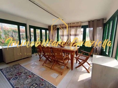 Foto Appartamento a Bordighera di 99 m² con 3 locali in vendita