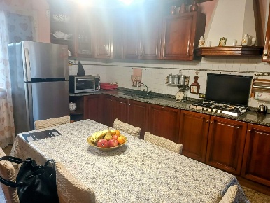 Foto Villa a schiera a Massa Zona Industriale di 150 m² con 4 locali