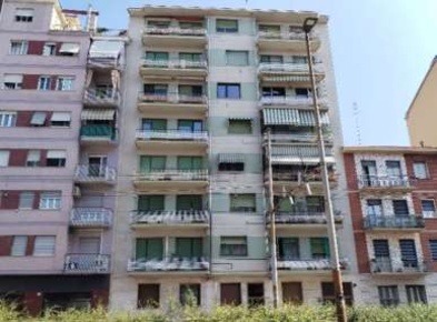 Foto Appartamento in Corso Toscana, Torino Lucento di 103 m² con 6 locali