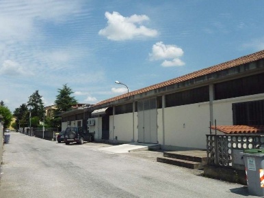 Foto Magazzino a Perugia di 115 m² con 1 locali in affitto