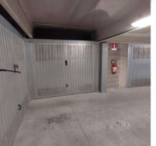 Foto Box in Via S. Carlo, Nizza Monferrato di 7 m² con 1 locali in vendita
