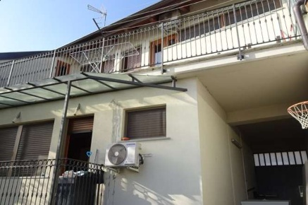 Foto Appartamento in Via Macedonia, Grugliasco Centro di 155 m² in vendita