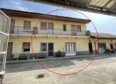 Foto Appartamento in Via Rubattino, Settimo Torinese di 126 m² con 6 locali