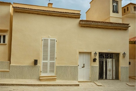 Foto Casa indipendente a Casarano di 110 m² con 6 locali in vendita