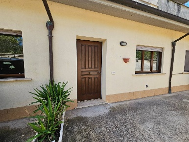 Foto Appartamento in Via Vico Squarano, Viterbo Carmine - Pietrare di 30 m²