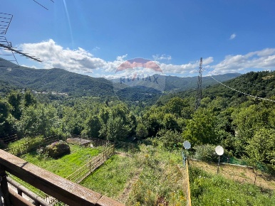 Foto Appartamento in località villanoce, Rezzoaglio di 50 m² con 2 locali