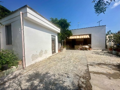 Foto Villa singola in via delle rose, Lecce Torre Chianca di 120 m²