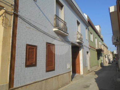 Foto Appartamento in Via Bellini, Campobello di Mazara Centro di 300 m²