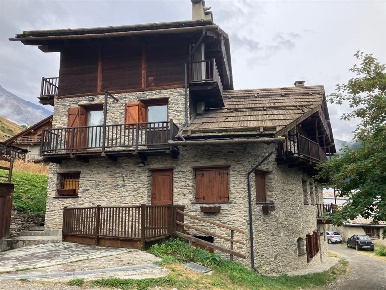 Foto Appartamento in THURES, Cesana Torinese di 88 m² con 2 locali