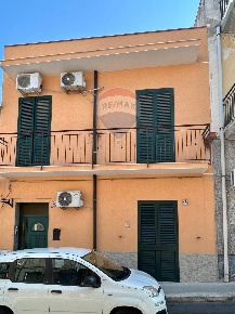 Foto Case semi ndipendenti in VIA DELLE CAVE, Priolo Gargallo di 110 m²
