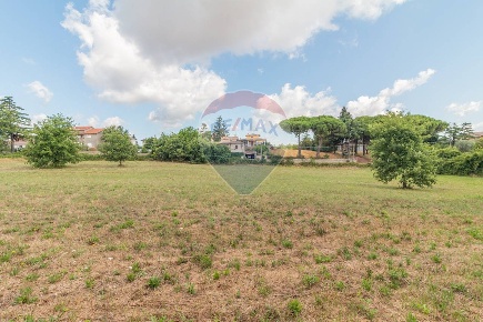 Foto Terreno residenziale in Località San Pietro, Ischia di Castro