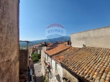 Foto Casa indipendente in via vico ii piazza, Malvagna di 110 m² in vendita