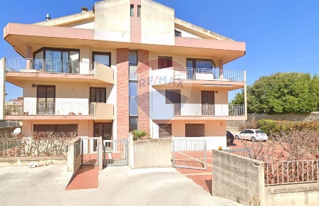 Foto Appartamento a Ragusa Nunziata - Pianetti di 180 m² con 8 locali