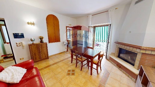 Foto Appartamento in Via Marchese, Vieste Centro di 119 m² con 3 locali