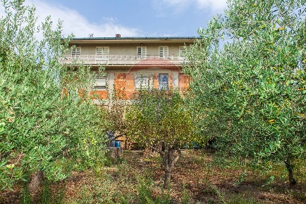 Foto Villa singola in Contrada San Giovanni, Leonforte di 260 m² in vendita