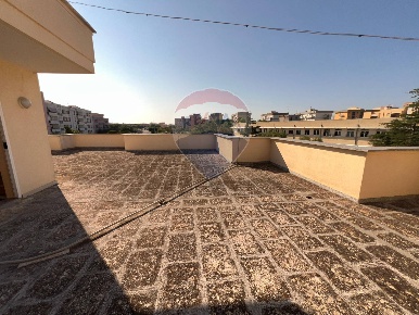 Foto Case semi ndipendenti a Monopoli Centro di 125 m² con 4 locali