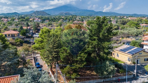 Foto Terreno residenziale in via giuseppe ungaretti, Pedara Centro