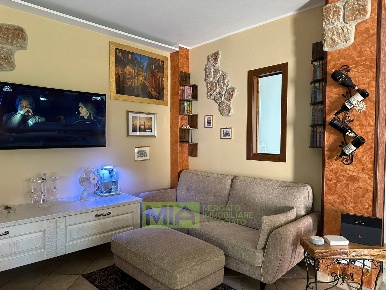 Foto Appartamento in via Manzoni, Pedaso di 99 m² con 4 locali in vendita
