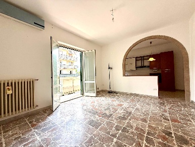 Foto Appartamento in Via Roma 18, San Vincenzo Centro di 85 m² con 4 locali
